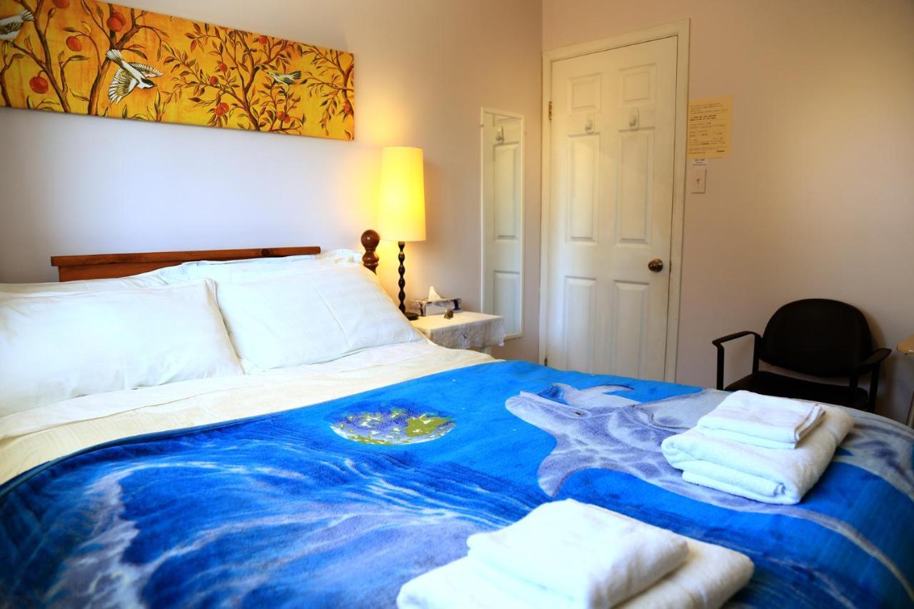 Jenny Guest House Yellowknife Exteriör bild