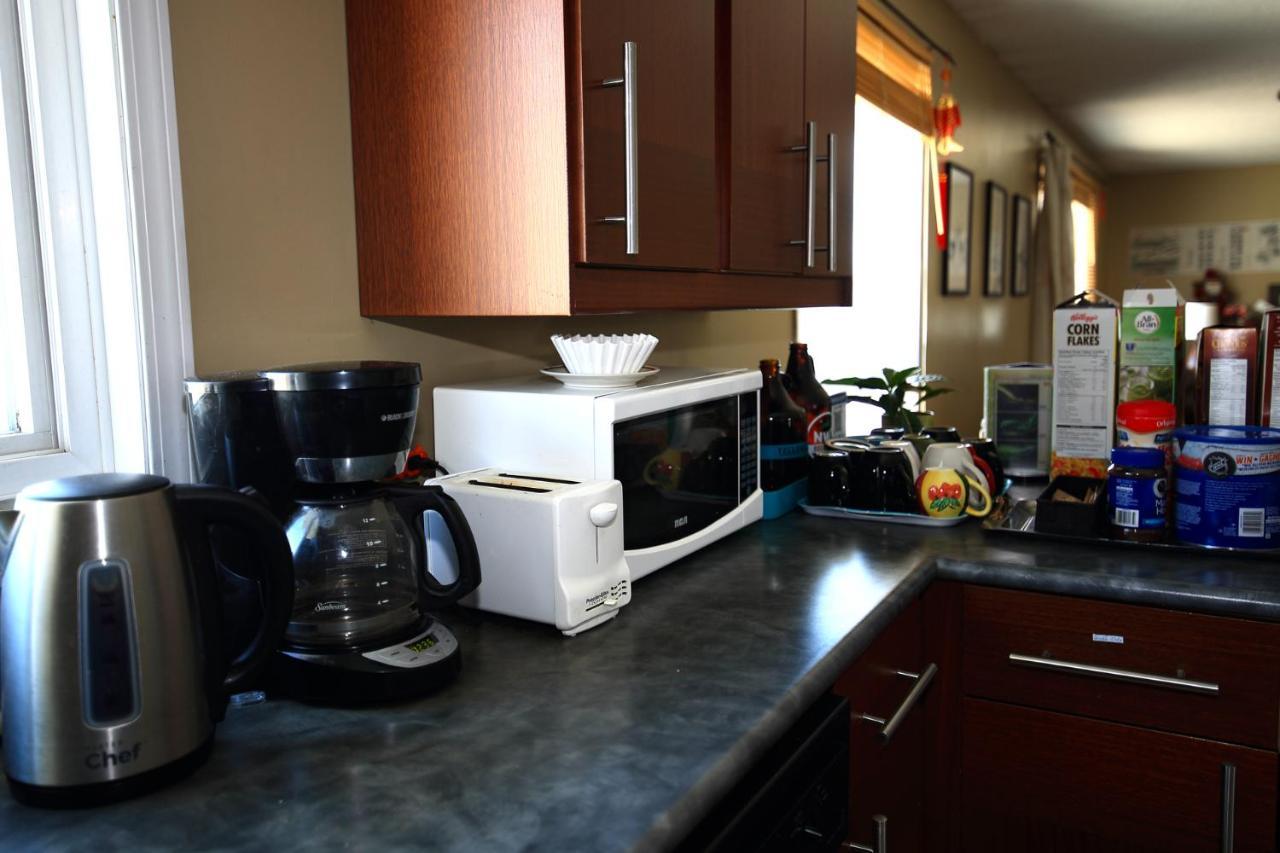 Jenny Guest House Yellowknife Exteriör bild